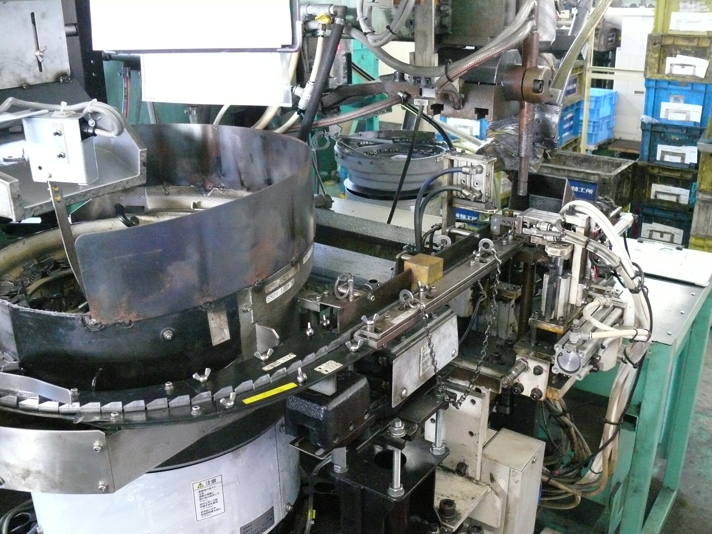 全自動ナット溶接装置